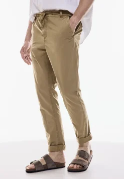Leichte Baumwoll-Chino