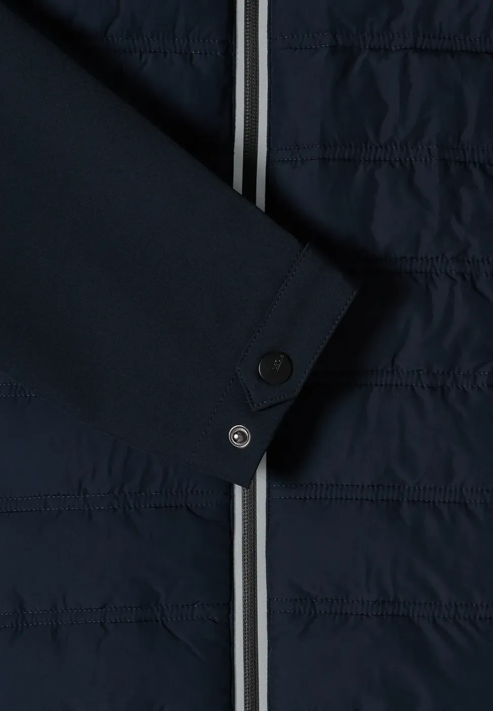 Leichte Jacke