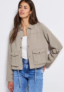 Leichte Strukturjacke