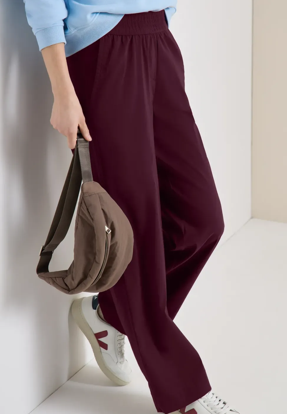 Leichte Hose im Loose Fit mit Stretch