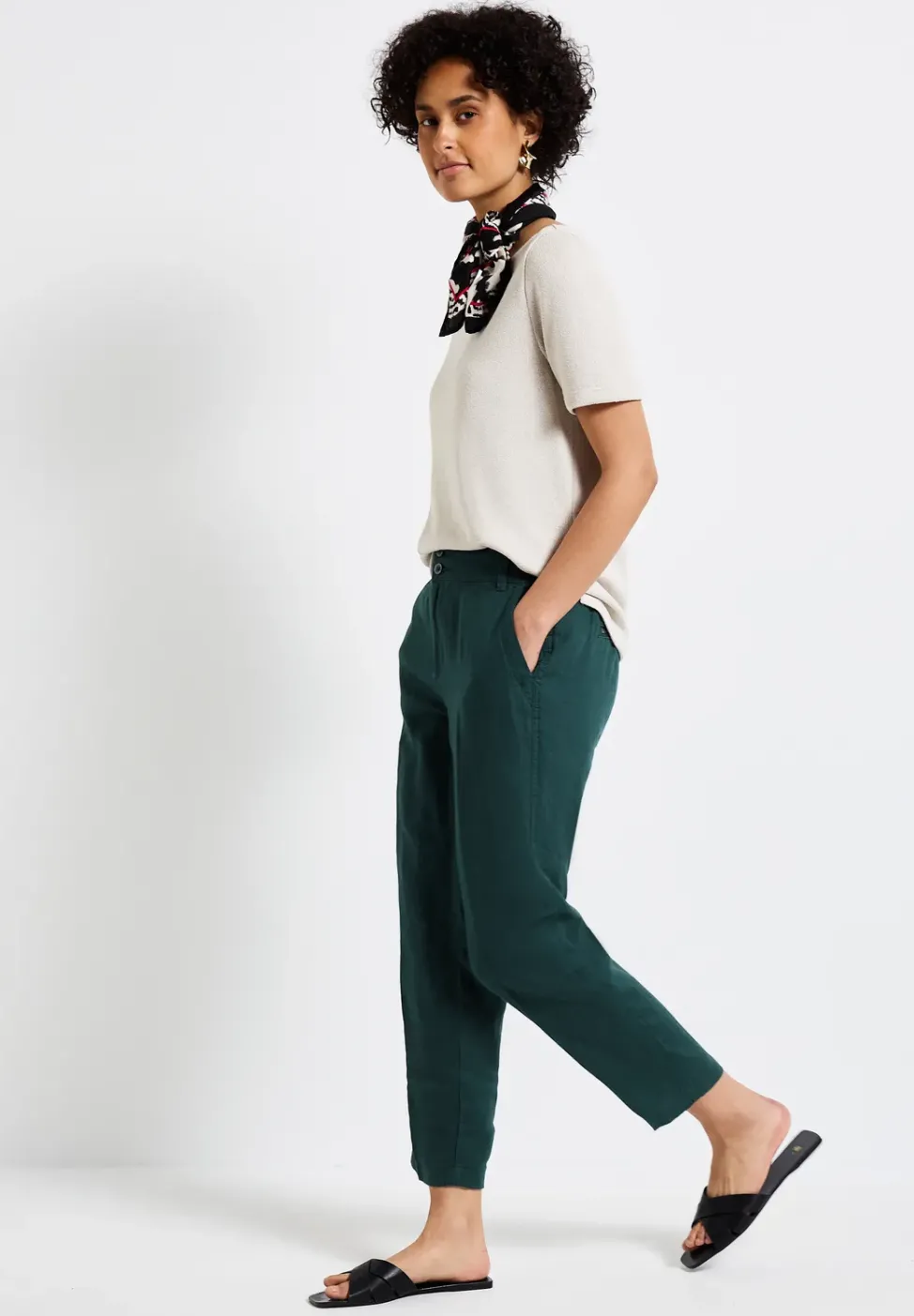Leinen-Chino im Casual Fit