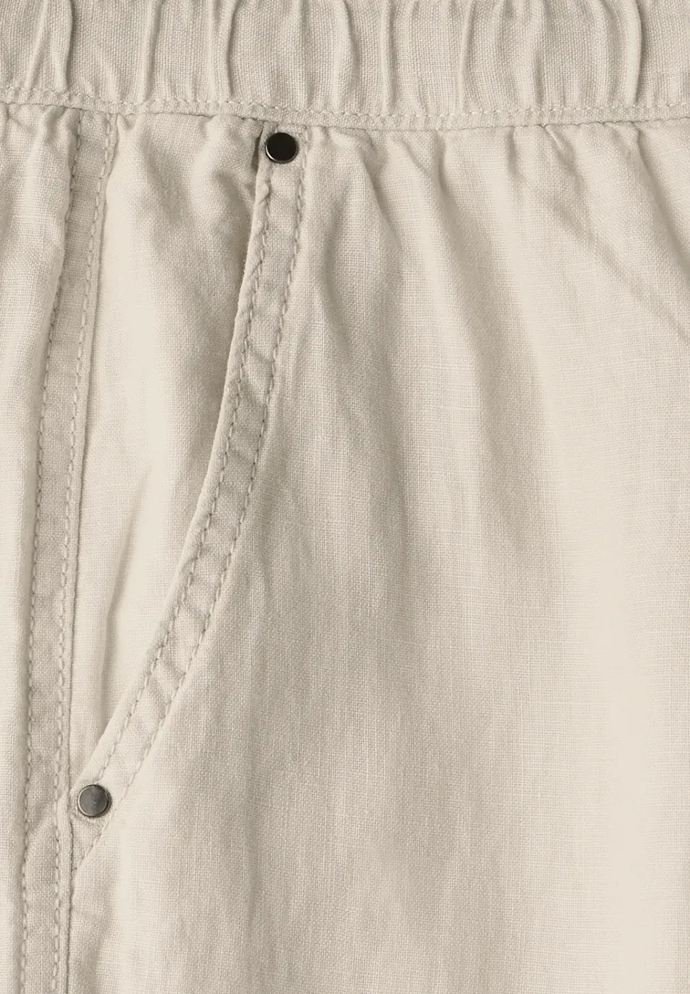 Leinenhose im Cargo-Look