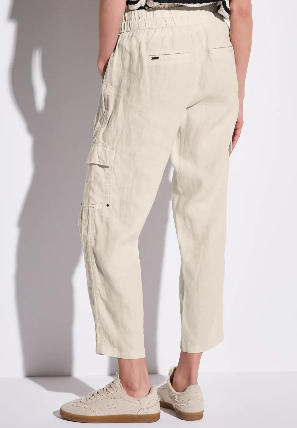 Leinenhose im Cargo-Look