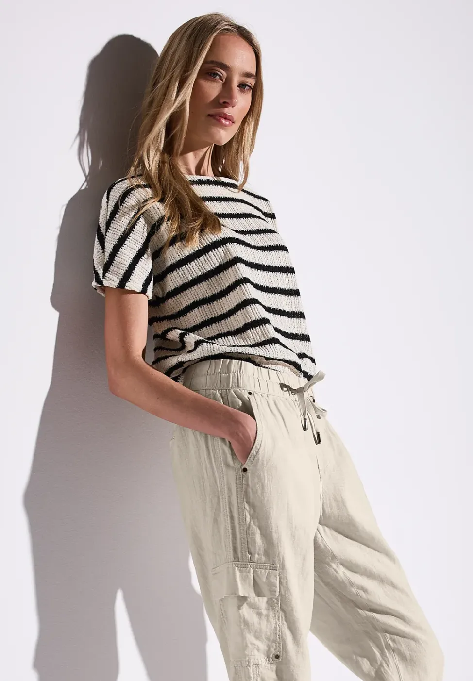 Leinenhose im Cargo-Look