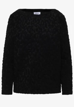 Leo Jacquard Shirt