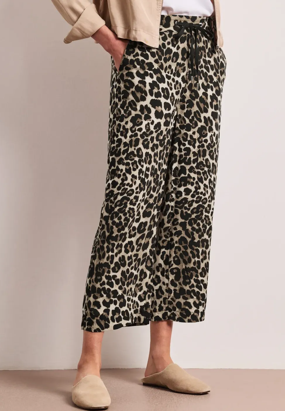 Leo Wide Leg Hose