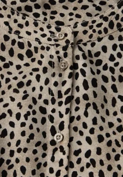 Leo Bluse mit Tapedetails