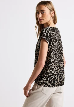 Leo Blusenshirt