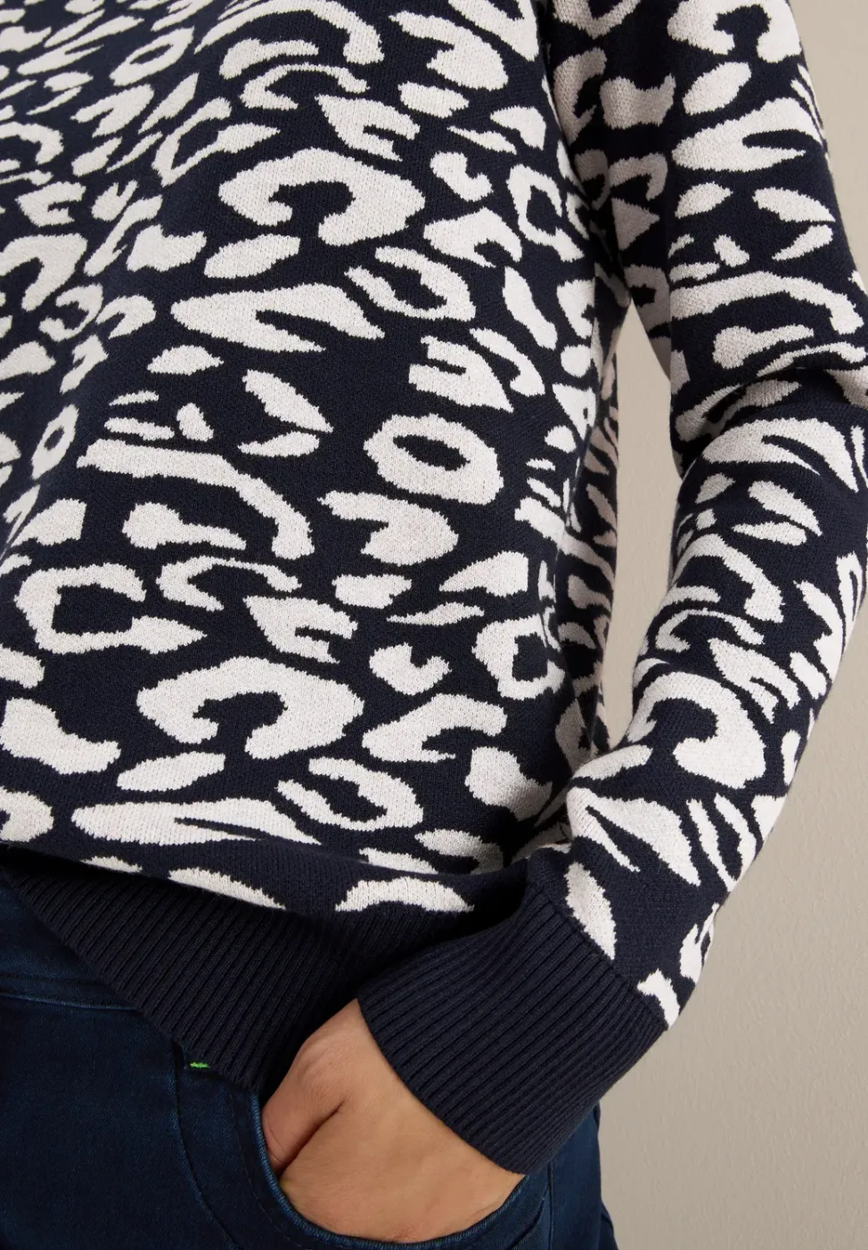 Leo Jacquard Pullover