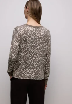 Leo Jacquard Shirt