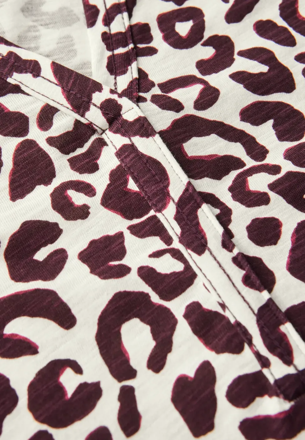 Leo-Shirt im Tunika-Look