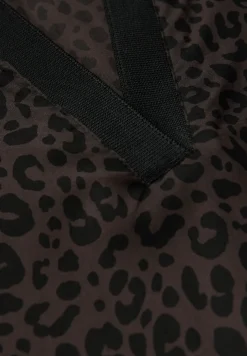 Leo Split Neck Bluse