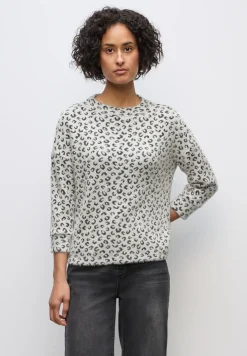 Leo Turtleneck Shirt