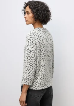 Leo Turtleneck Shirt