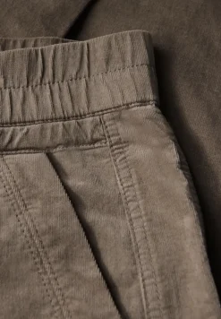 Loose Fit Cordhose