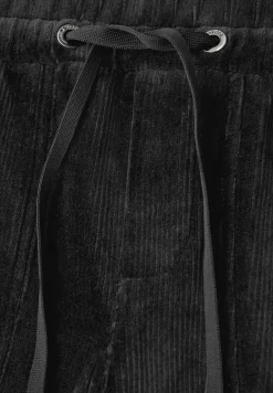 Loose Fit Cordhose