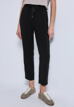 Loose Fit Hose