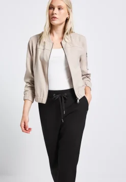 Loose Fit Hose