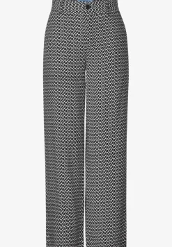 Loose Fit Hose