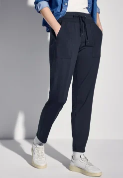 Loose Fit Hose