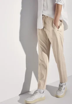 Loose Fit Hose