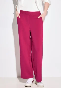 Loose Fit Hose