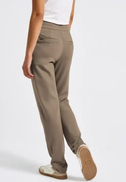 Loose Fit Hose