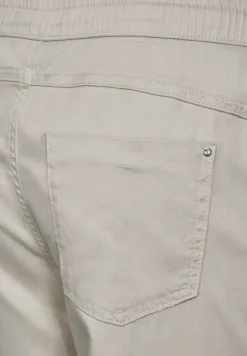 Loose Fit Hose