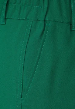 Loose Fit Hose