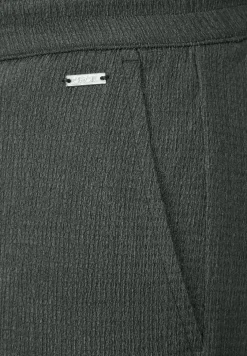 Loose Fit Hose