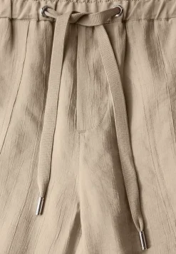 Loose Fit Hose mit Struktur