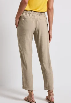 Loose Fit Hose mit Struktur