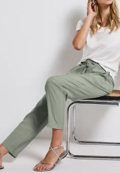 Loose Fit Hose mit Struktur