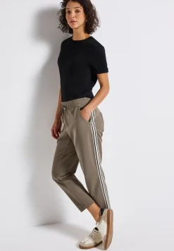 Loose Fit Hose mit Tape