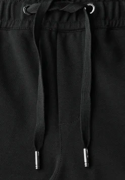 Loose Fit Hose mit Tape