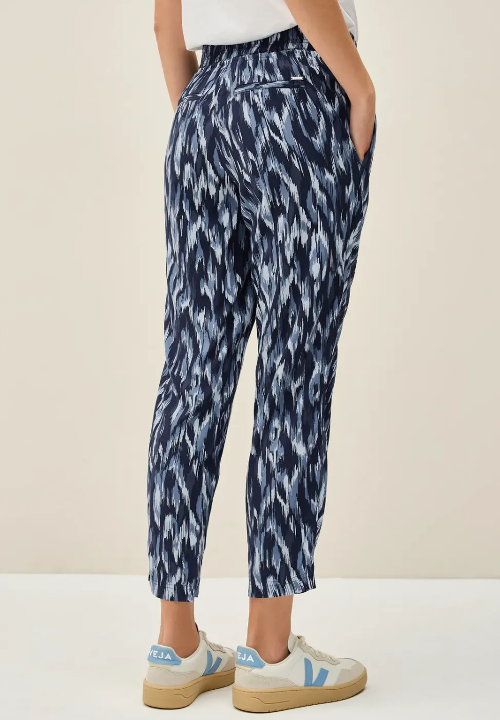 Loose Fit Hose