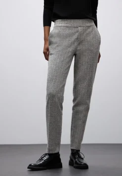 Loose Fit Hose