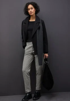 Loose Fit Hose