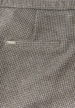 Loose Fit Hose