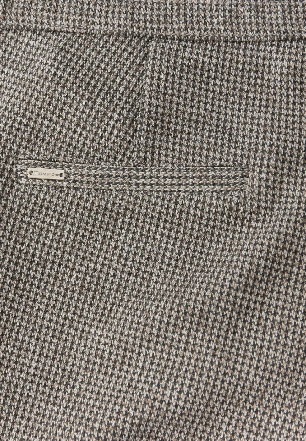 Loose Fit Hose