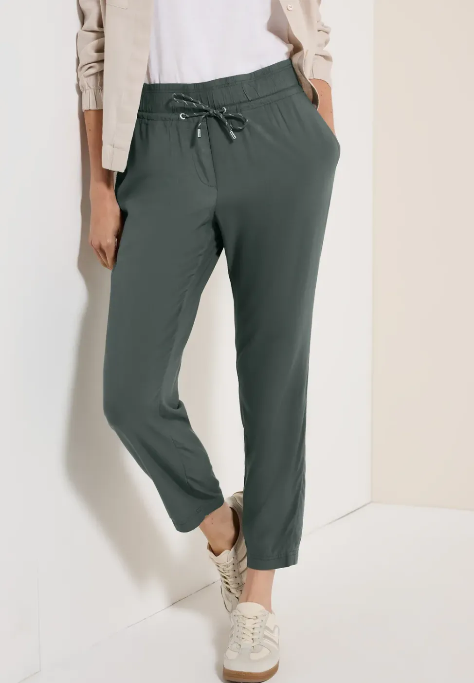Loose Fit Hose