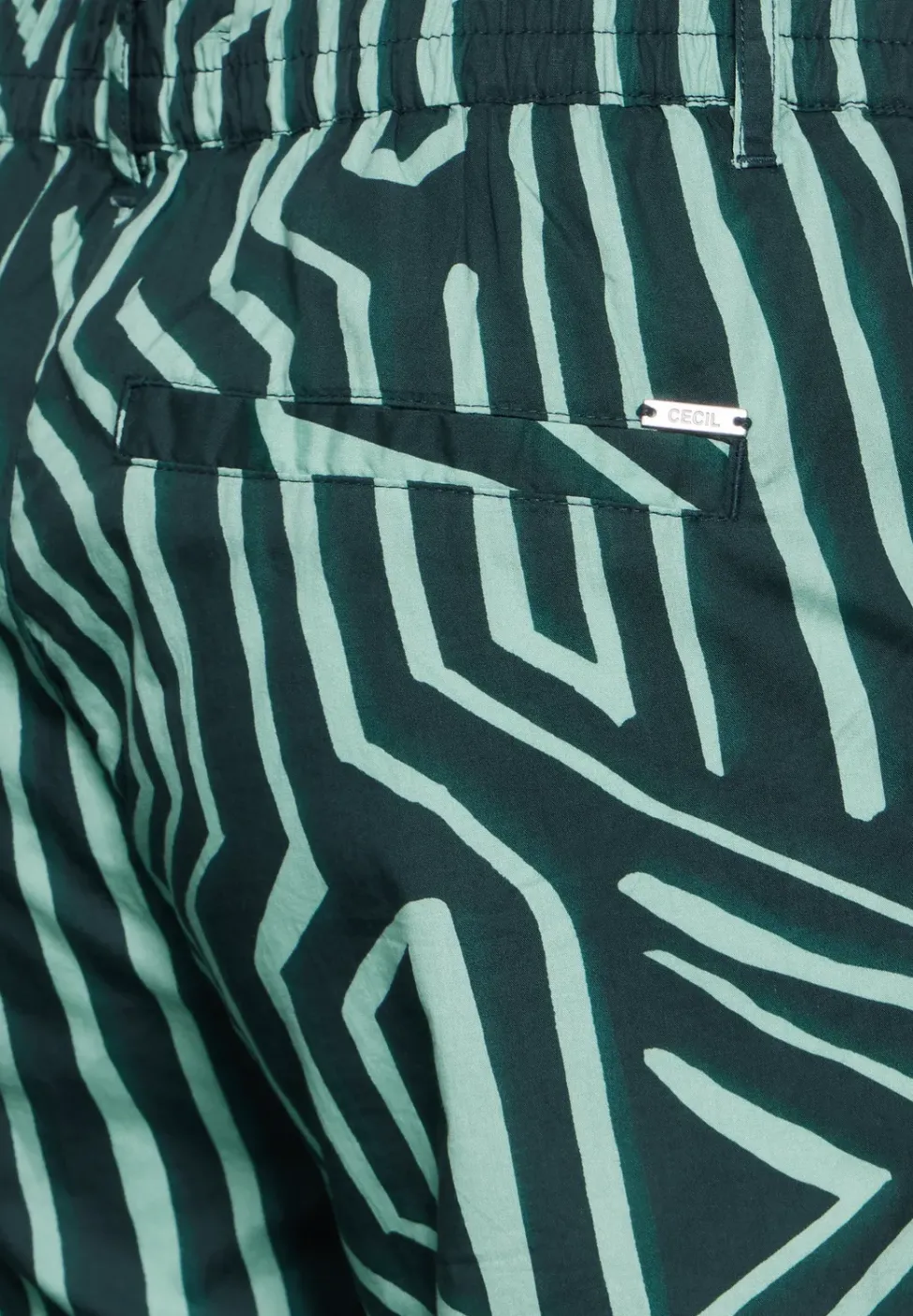 Loose Fit Hose