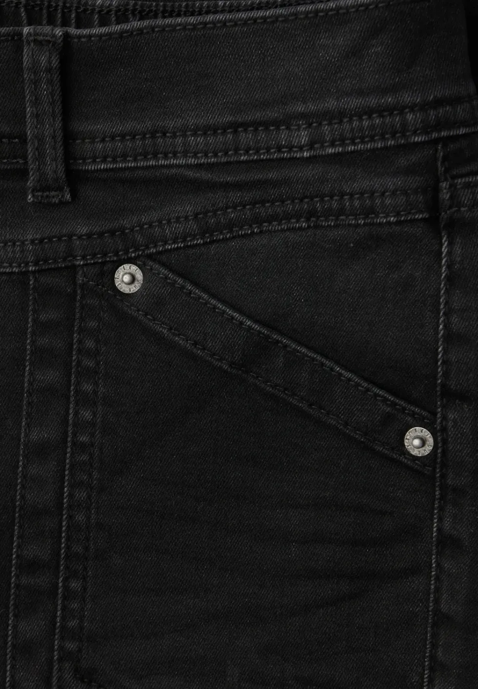 Loose Fit Jeans