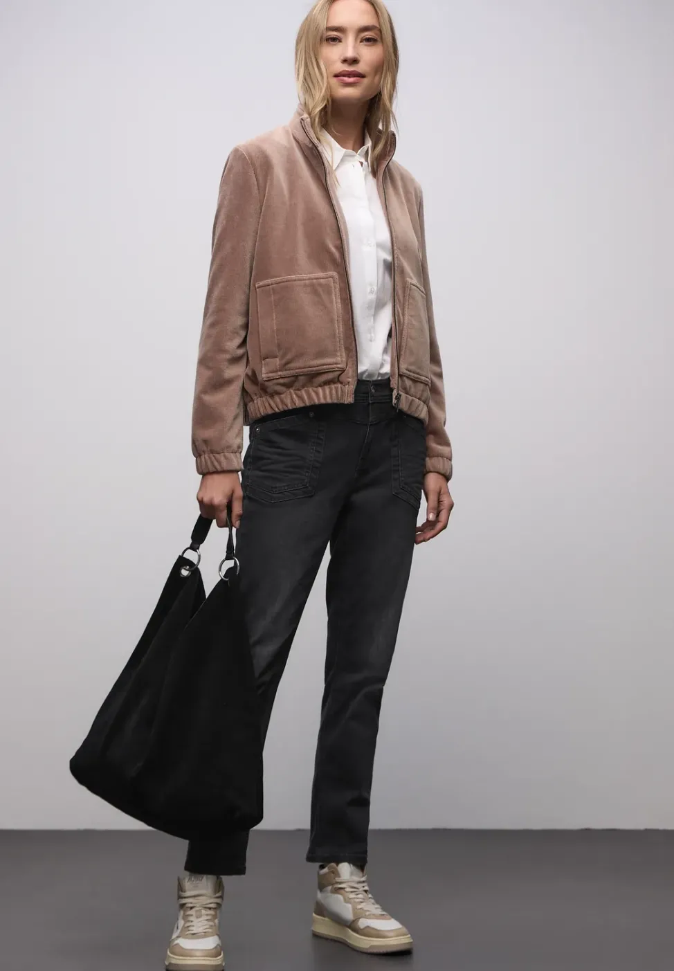 Loose Fit Jeans