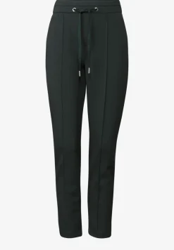 Loose Fit Scuba Hose