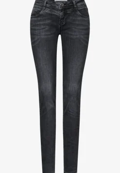 Low Waist Jeans