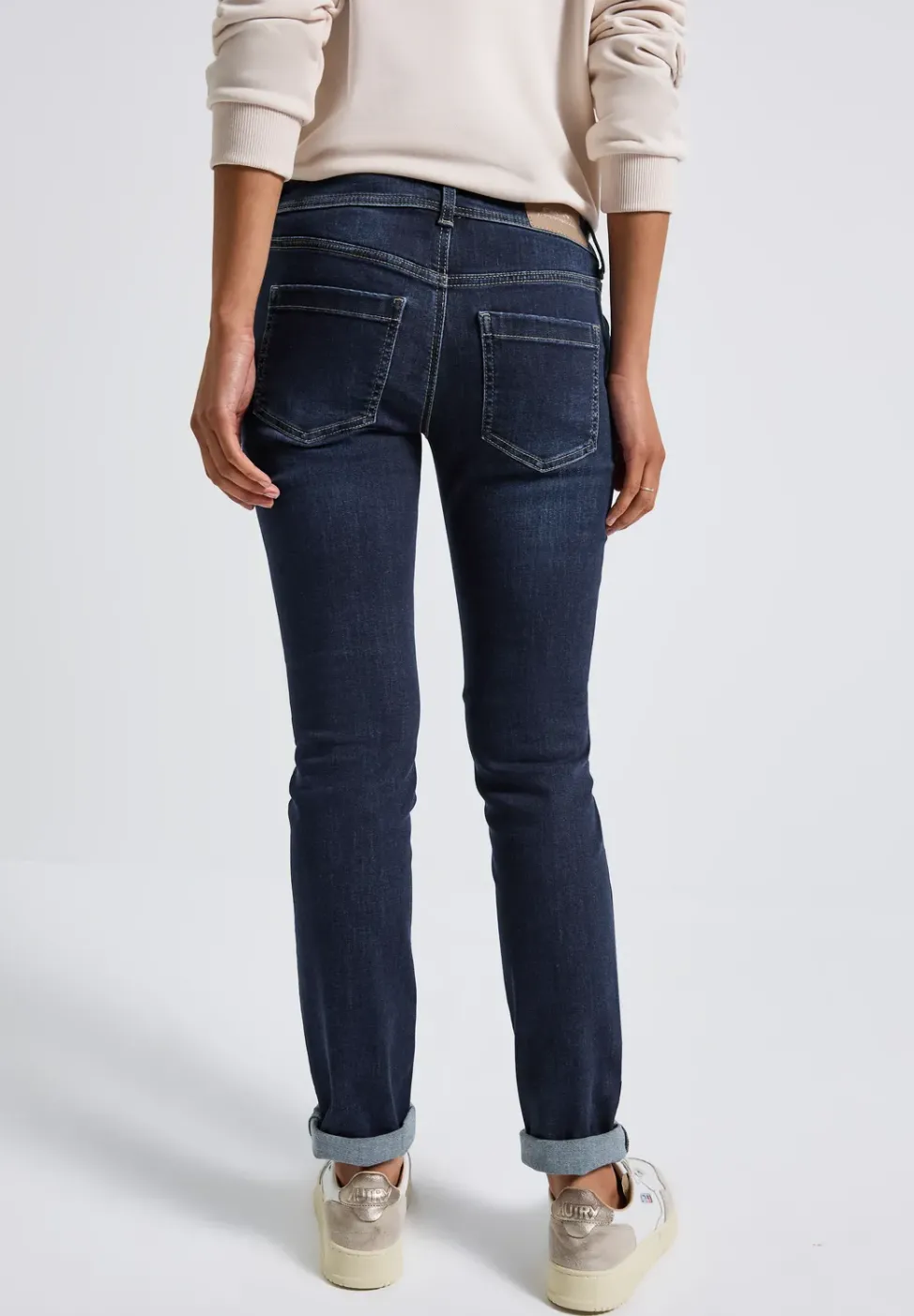 Low Waist Jeans
