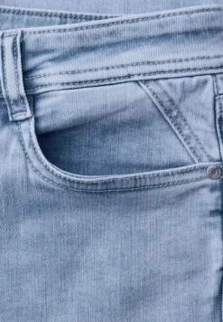 Low Waist Slim Leg Jeans im Casual Fit