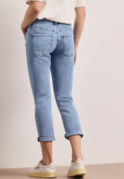 Low Waist Slim Leg Jeans im Casual Fit