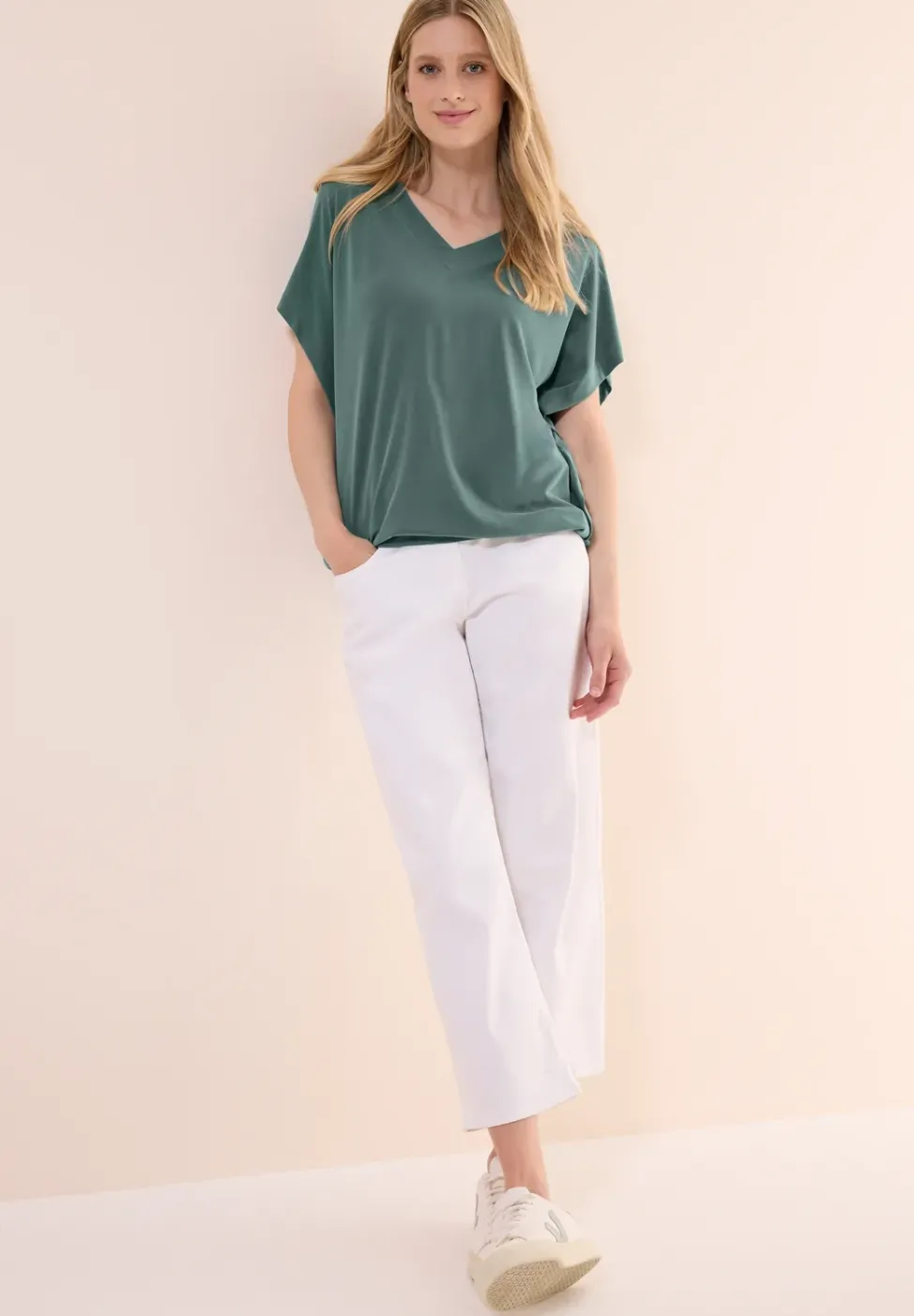 Lässiges V-Neck Shirt
